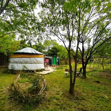 Luxury tent Yourte A La Campagnette Montpellier