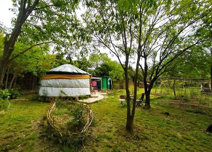 Luxury tent Yourte A La Campagnette Montpellier