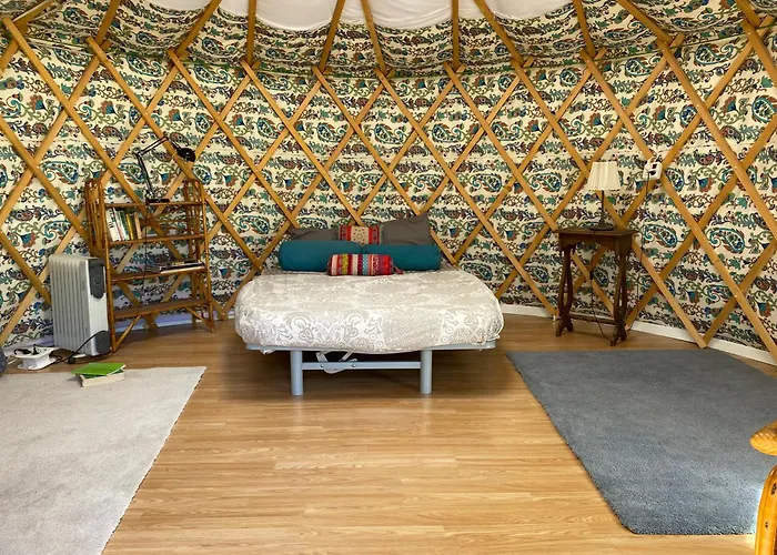 Yourte A La Campagnette